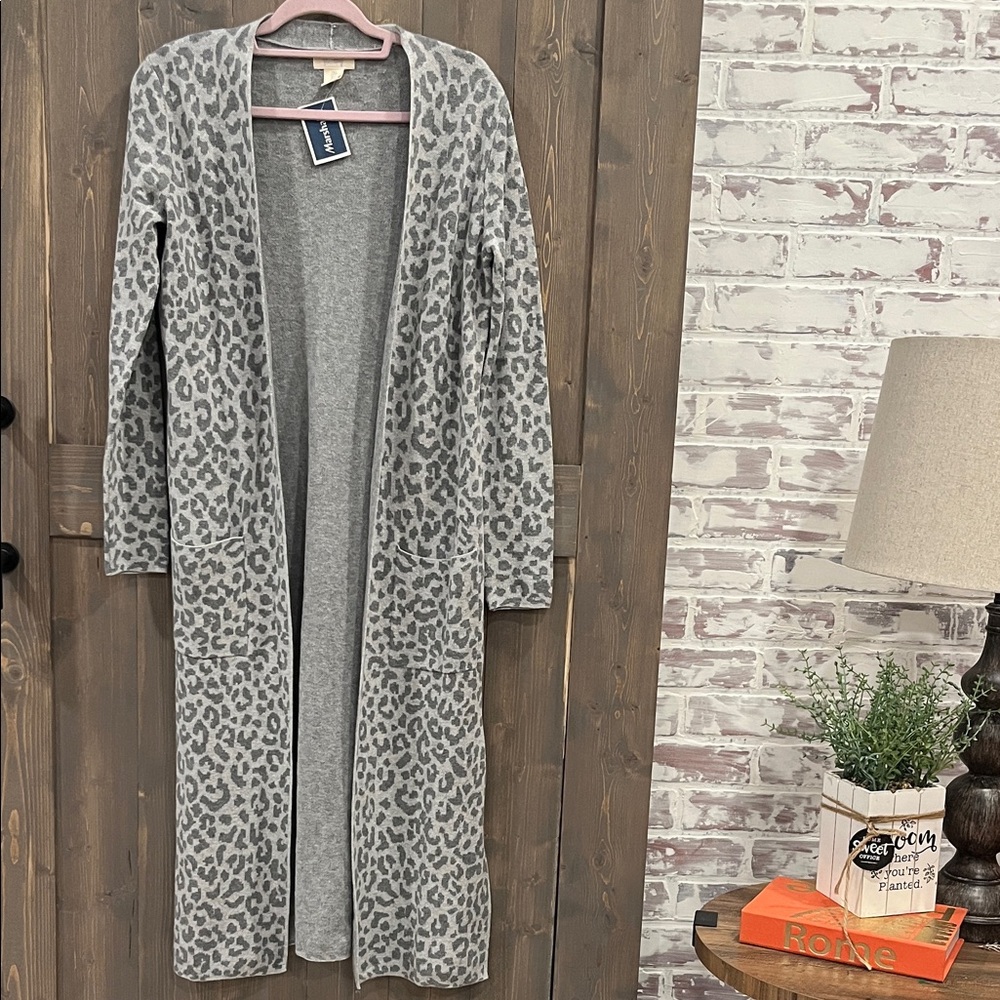 ⭐️5/$20Kaisely Gray Knit Sweater